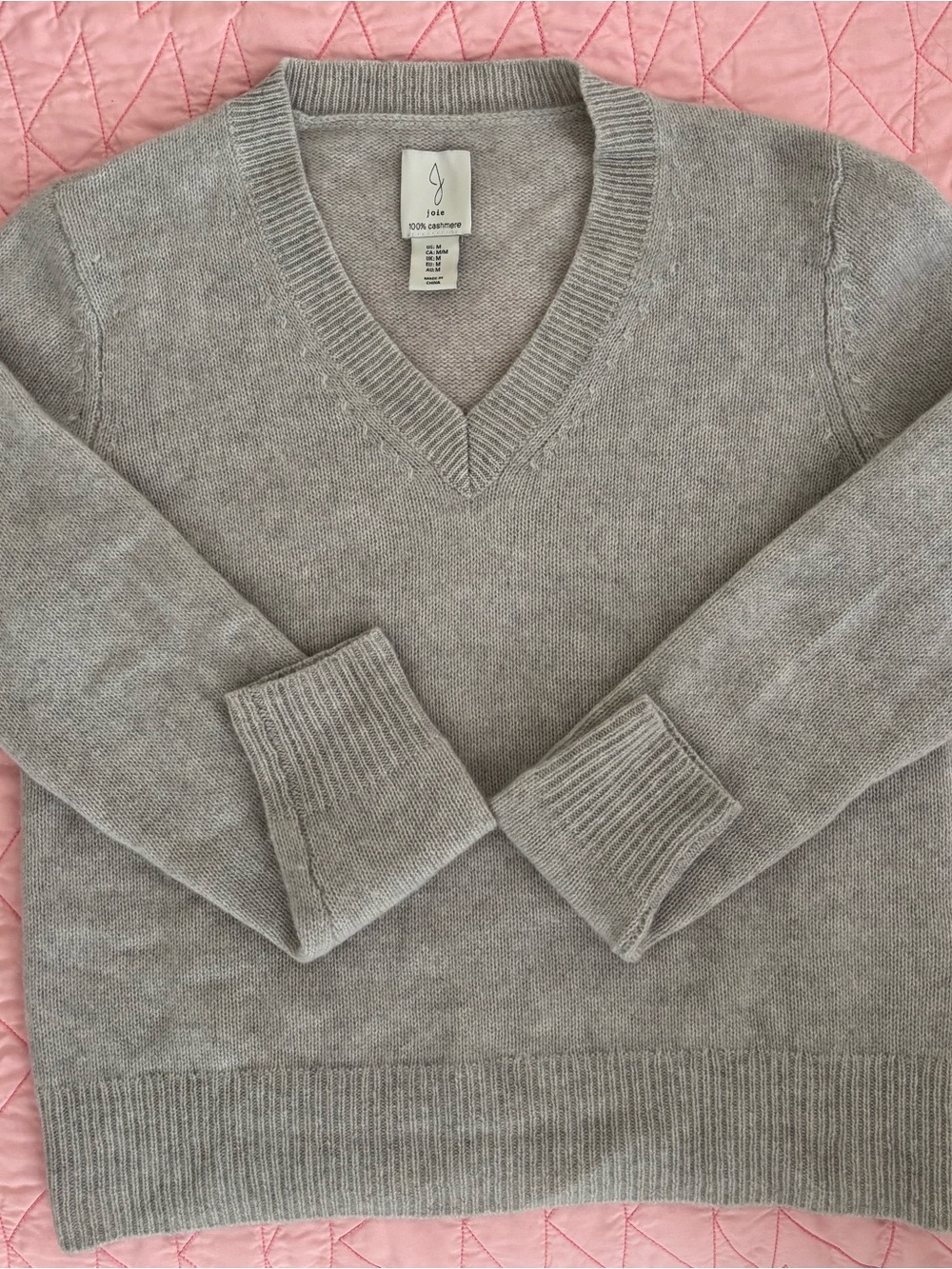 Joie Women’s Cashmere V-Neck Sweater in Light Gray M